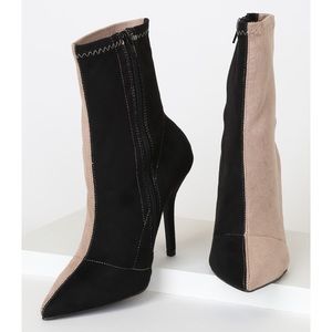 SOLD🆕 Lulu’s Color Block Pointed-Toe Sock Boots